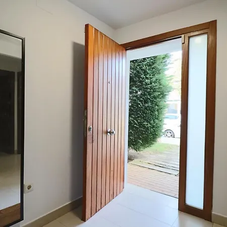 Exclusivo Adosado En Punta Coral Apartmán