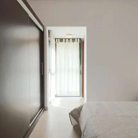 Exclusivo Adosado En Punta Coral Apartmán
